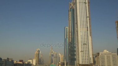  Dubai metro tren yüksek yolculuğu