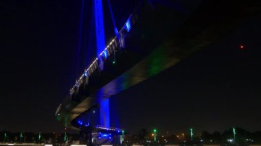 ünlü dubai Kanal Köprüsü