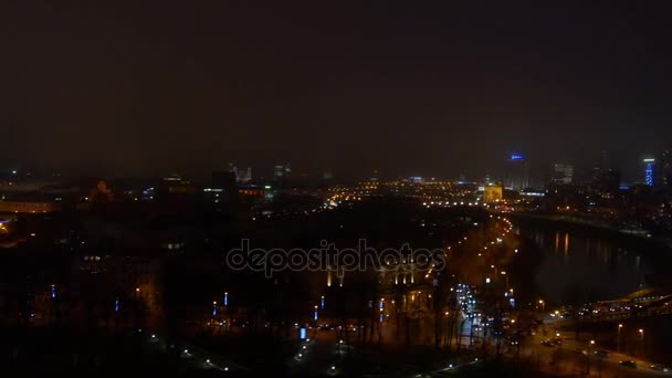 Vilnius ville illuminée la nuit — Video