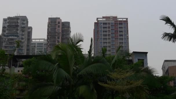 Edifici all'ora nuvolosa a Macao — Video Stock