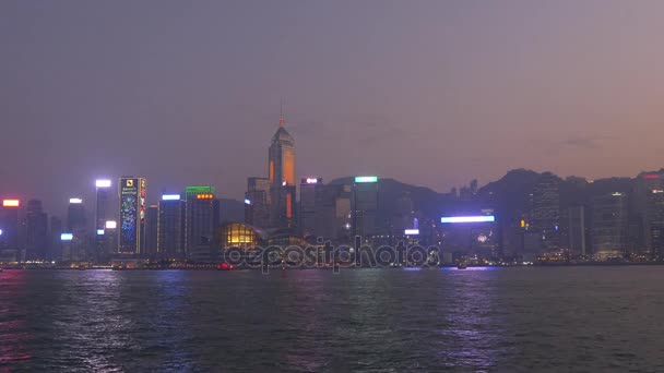 Панорама Гонконга ночью — стоковое видео