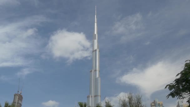 Άποψη του Burj Khalifa στο Ντουμπάι — Αρχείο Βίντεο