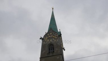 Zürih'te grossmunster Kilisesi