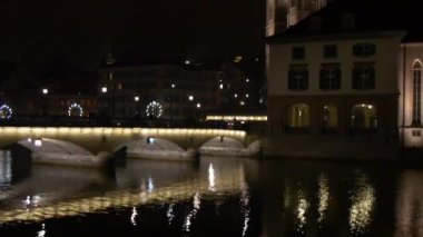 Zürih ünlü Köprüsü 