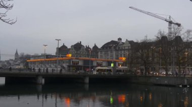 Zürih'in kış yaşam 