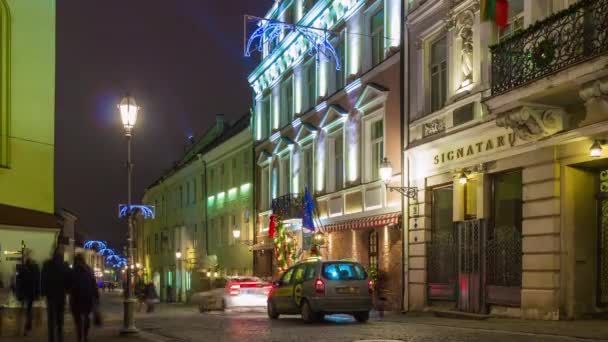 Vilnius stad's nacht verlicht — Stockvideo