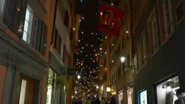 Zurich iluminado en decoración navideña — Vídeo de stock