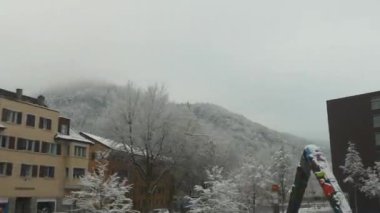  Zürih banliyösünde. İsviçre