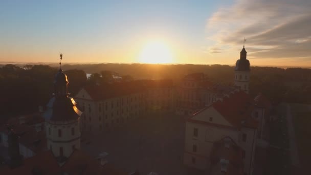 Famoso castelo mirsky complexo — Vídeo de Stock