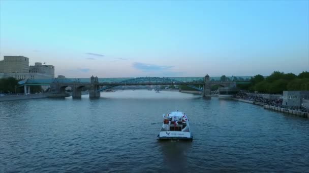 Москва ніч Панорама річки — стокове відео