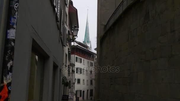 Grossmunster church in Zurich — Stock Video