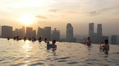 ünlü marina bay sands hotel