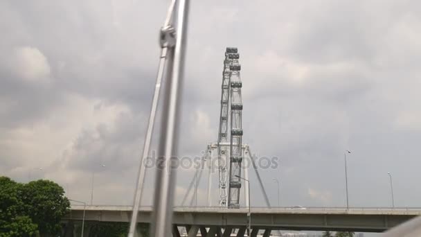 Singapura Marina Bay dengan roda Ferris — Stok Video