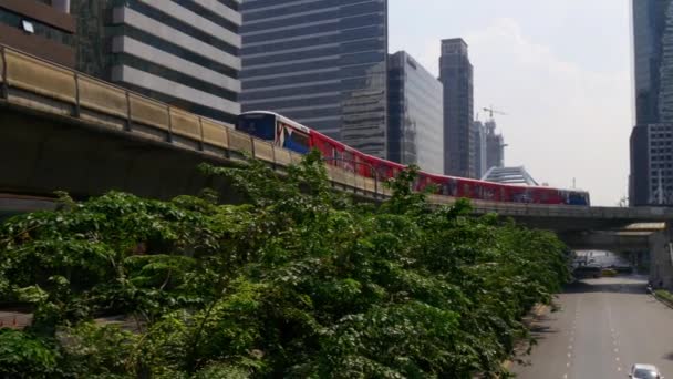 De straten van de stad van Bangkok in Thailand — Stockvideo