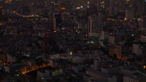 Luchtfoto van Bangkok stad bij nacht — Stockvideo