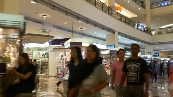 香港市内のショッピング モール — ストック動画
