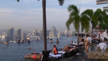 ünlü marina bay sands hotel