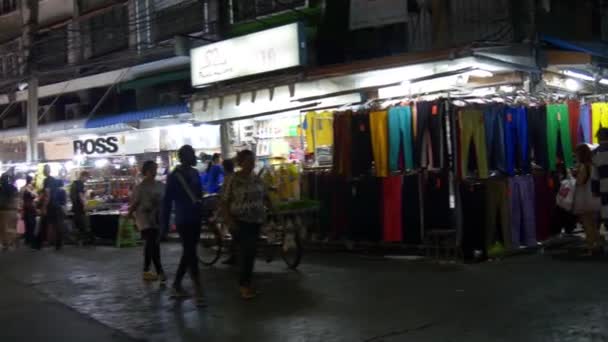 Bangkok város utcáin emberekkel — Stock videók