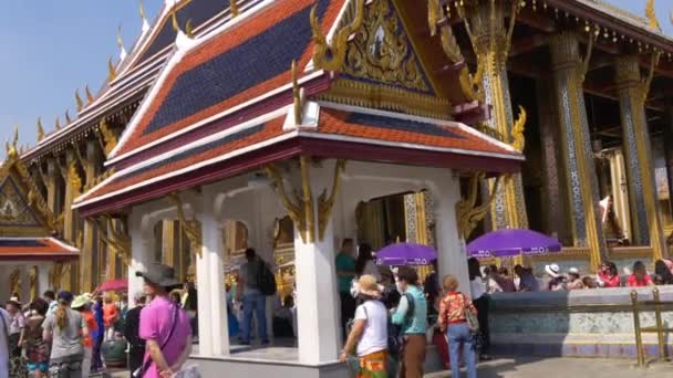 Bangkok város utcáin emberekkel — Stock videók