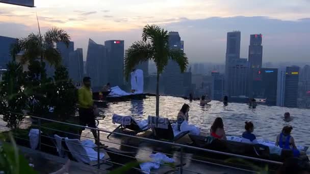 Słynnego marina bay sands hotel — Wideo stockowe