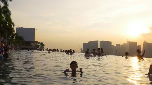Famous marina bay sands hotel — Stock Footage Famous marina bay sands hotel Royalty Free Stock Video