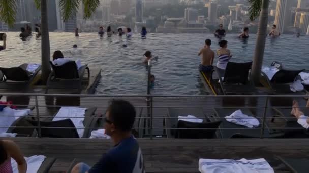 Słynnego marina bay sands hotel — Wideo stockowe