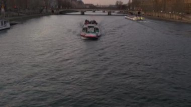 Paris 'te Seine nehri 