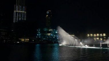 Dubai ünlü fontain panorama