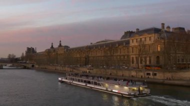 Paris 'te Seine nehri 