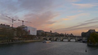 Paris 'te Seine nehri 