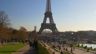 turistler, Eyfel Kulesi 