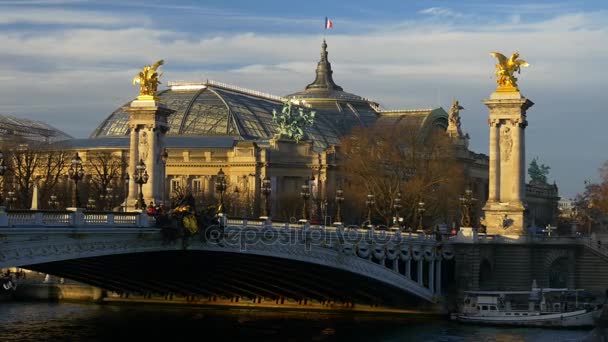 Rio Sena em Paris — Vídeo de Stock