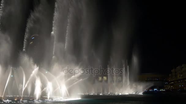 Dubai famoso fuente panorama — Vídeo de stock