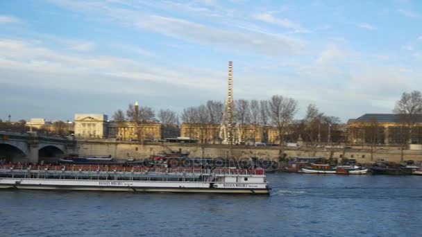 パリのセーヌ川 — ストック動画