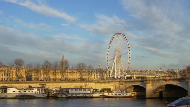 Σηκουάνας ποταμός στο Παρίσι — Αρχείο Βίντεο