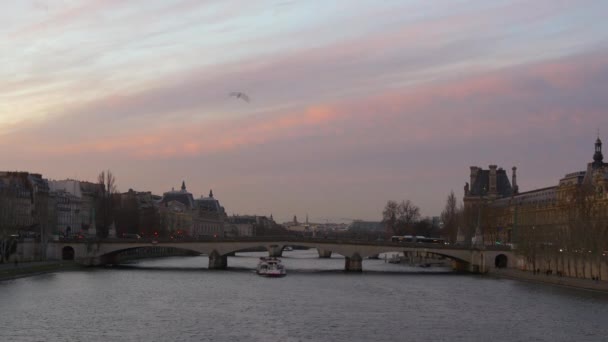 Rio Sena em Paris — Vídeo de Stock