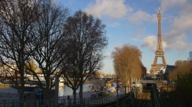 Eyfel Kulesi, havadan görünümü