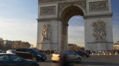 Paris gündüz hayat 