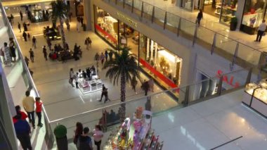 Dubal alışveriş merkezi 