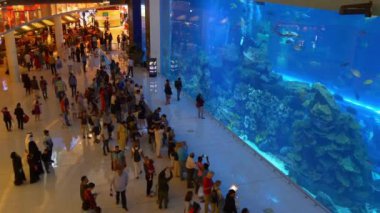 Dubal alışveriş merkezi 