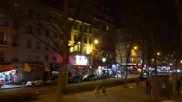 パリの夜のトラフィック — ストック動画