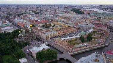 Saint Petersburg şehrinin güzel havadan görünümü 
