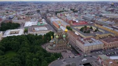 Saint Petersburg şehrinin güzel havadan görünümü 