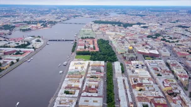 Όμορφη Πανοραμική Θέα Της Πόλης Αγία Πετρούπολη Και Τον Ποταμό — Αρχείο Βίντεο