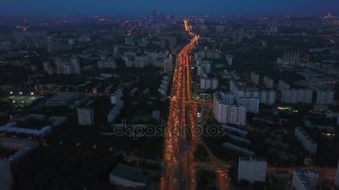 gece saat ışıklı trafik yol Moskova cityscape anteni panorama 4k Rusya