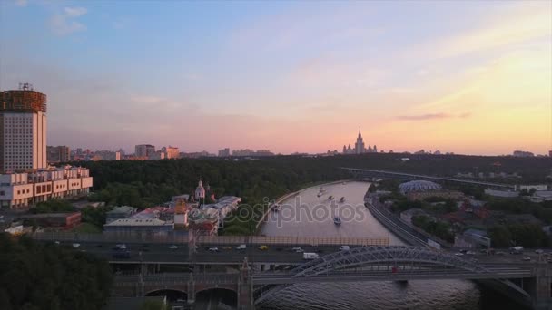 Sonnenuntergang Moskau Stadt Flussufer Universität Luftbild Russland — Stockvideo