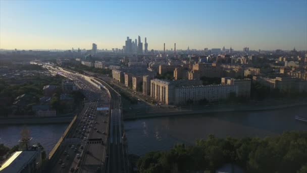 Moscow cityscape panorama de tráfego — Vídeo de Stock