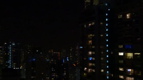 Panorama nocturne du paysage urbain de Hong Kong — Video