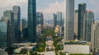 Gündüz vakti Guangzhou Endüstriyel Şehir Havası Panoraması. 4k zaman dilimi Çin porseleni