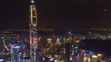 gece ışıklı ünlü pudong cityscape hava panorama 4 k Çin shanghai